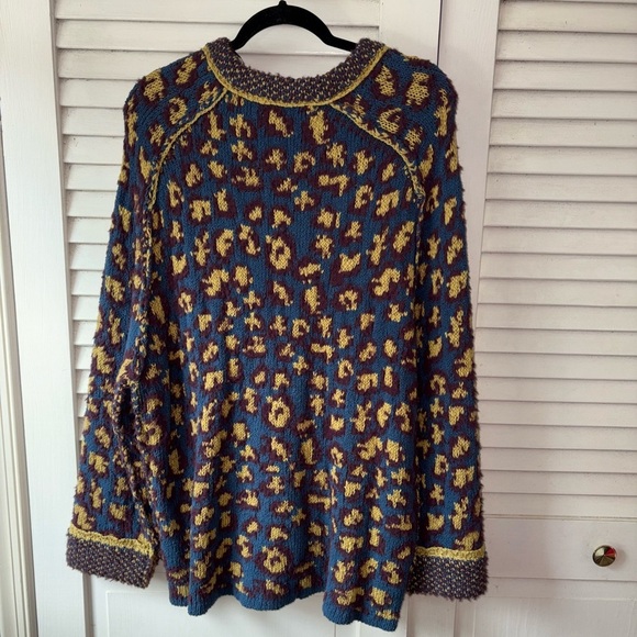 Free People Little Animal Pullover Blue Fig Combo Women’s Small Oversized Boho - Picture 5 of 7